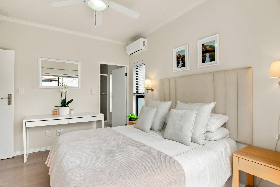 3 Bedroom Property for Sale in Aan de Wijnlanden Western Cape